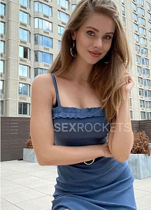 Вика — эротические фото